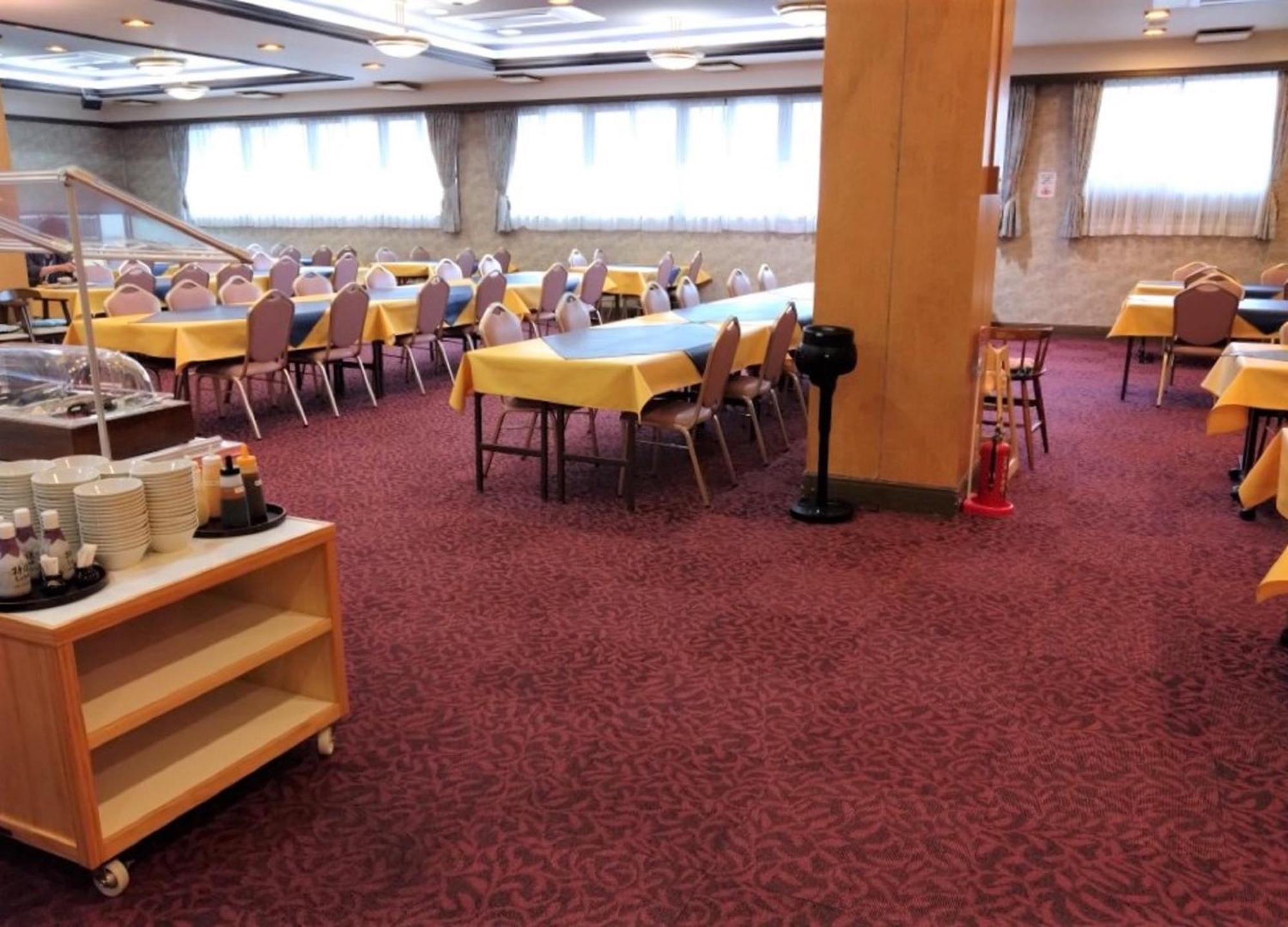 Hotel Hatta Fuefuki Buitenkant foto