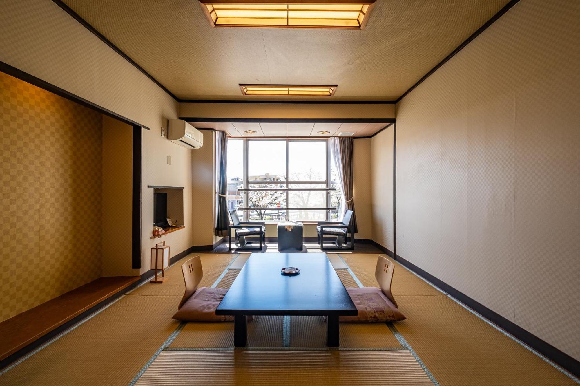 Hotel Hatta Fuefuki Buitenkant foto